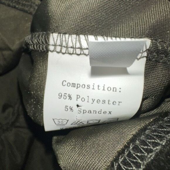 Halara Everyday Deep V-Neck Ruffled Hem Velvet Mini Chill Dress Rifle Green – Wo - Picture 4 of 10